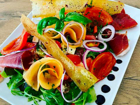 salade-du-jour-jamboncru-tomate-feta